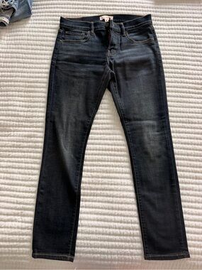 Lucky Brand Women’s Straight Leg Dark Blue Jeans